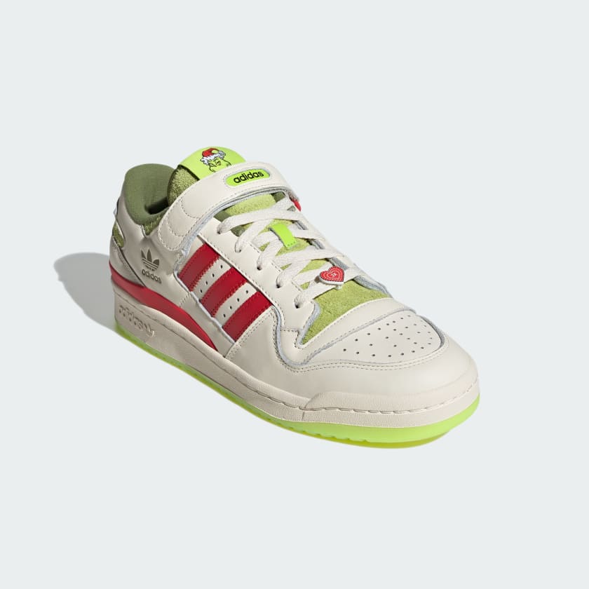 Forum_Low_x_The_Grinch_Shoes_White_ID3512_04_standard