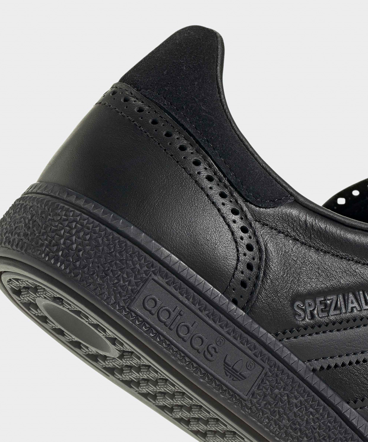 0236936_adidas-handball-spezial-jq8294-001