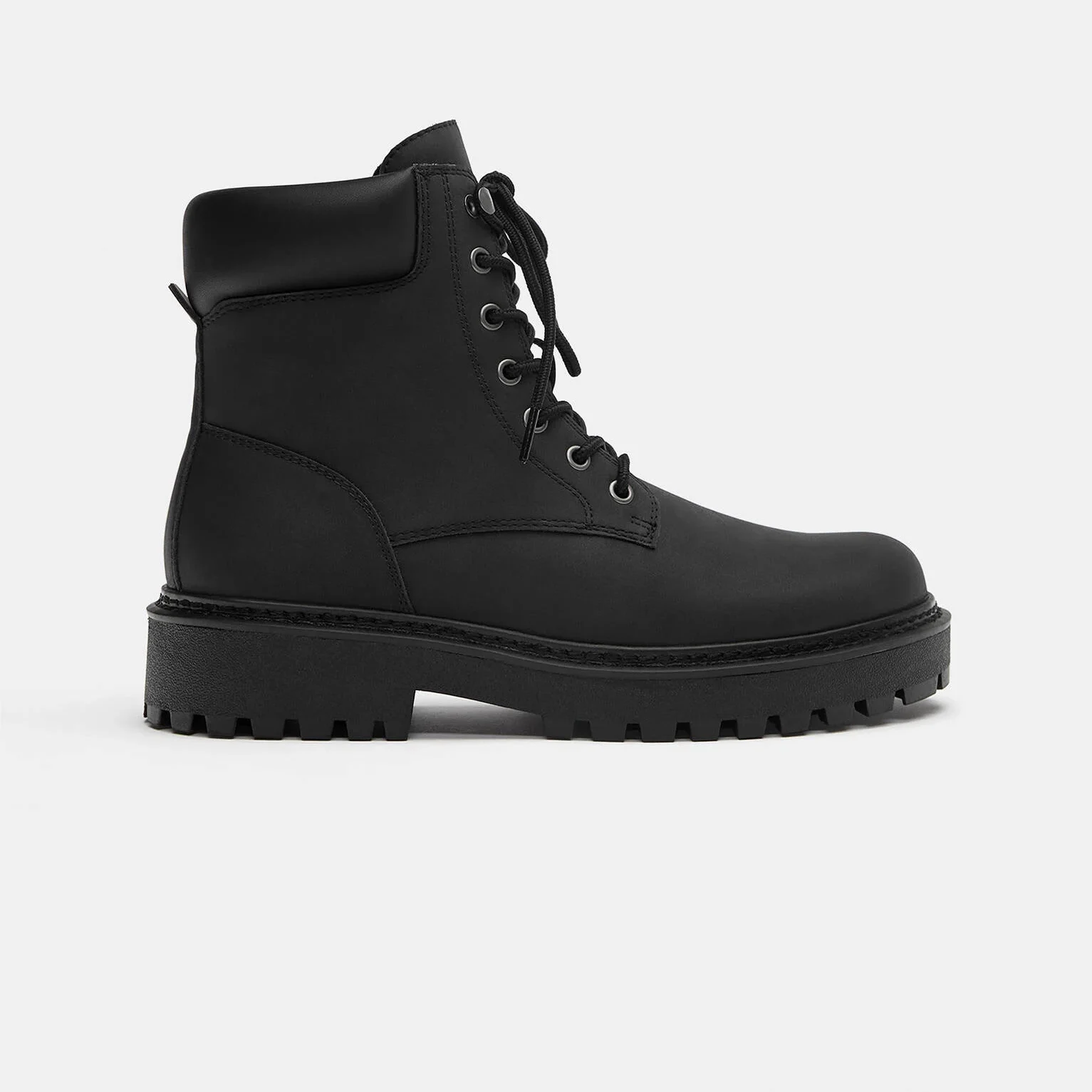 کتانی-مردانه-پول-اند-بیر-مدل-2001640040__bba6f6 کتانی مردانه پول اند بیر - مدل 2001/640/040